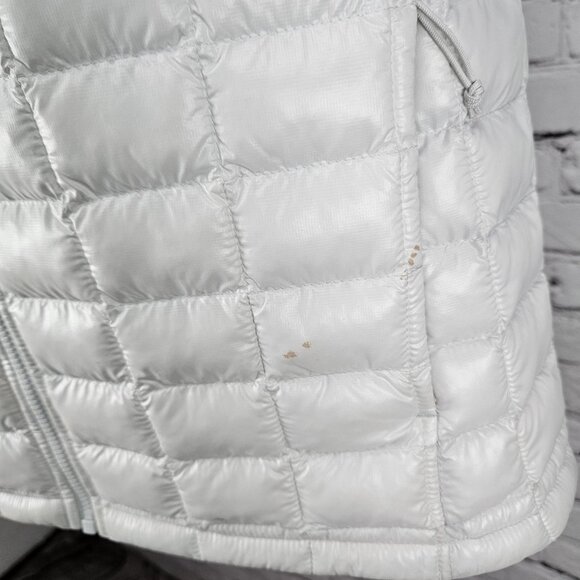 The North Face White Thermoball Eco Lightweight Insulated Full Zip Vest Small - Picture 5 of 16